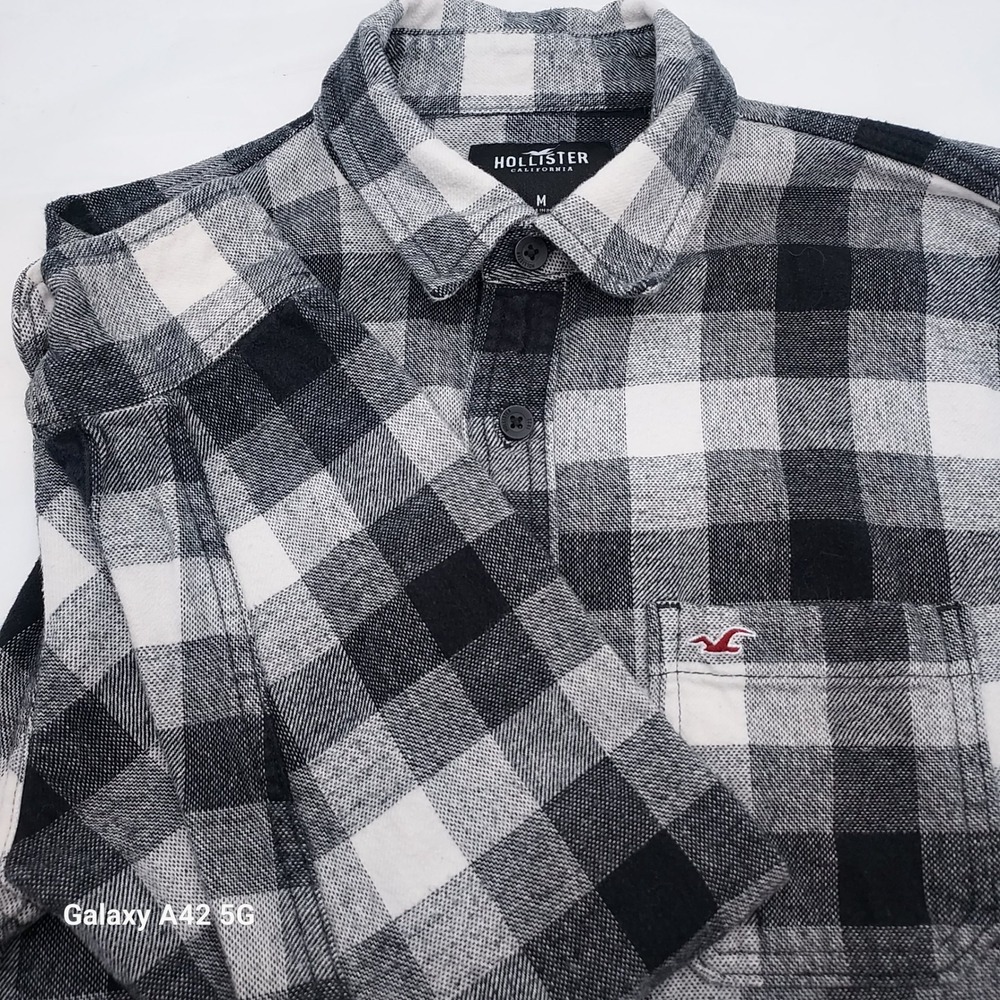 Hollister Mens Flannel Shirt Medium Black White Buffalo Plaid Long Sleeve Cotton